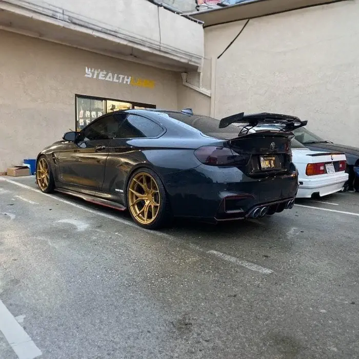 universal-bmw-audi-mercedes-mad-style-carbon-fibre-rear-spoiler-XXIITUNING-1.webp