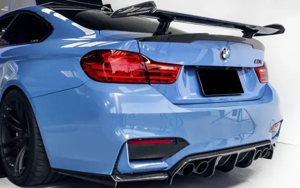 bmw-carbon-fiber-m-performance-rear-spoiler-XXIITUNING-6_b4b052dc-9e7f-47a0-94d1-8a46024ca7dd.webp