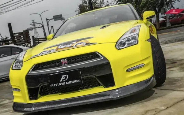 nissan-gtr-r35-pre-facelift-vs-style-carbon-fibre-front-lip-XXIITUNING_3d6060f1-e49d-4b25-8885-3495c1c80cba.webp