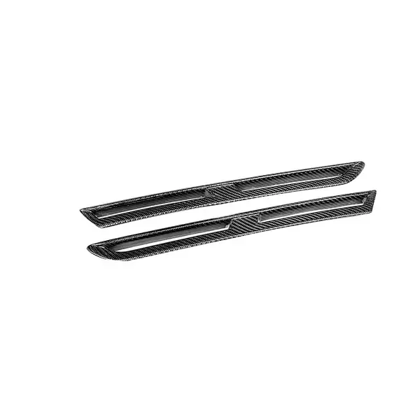 nissan-gtr-r35-oem-carbon-fibre-replacement-fender-trims-XXIITUNING-2.webp