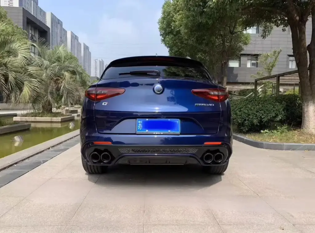 REAR BUMPER AND EXHAUST TIPS for ALFA ROMEO STELVIO 949 2017 - 2023