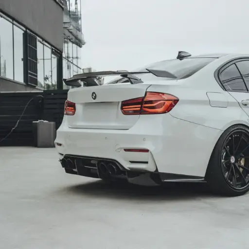 Universal Performance Style Carbon Fibre Rear Wing Spoiler 